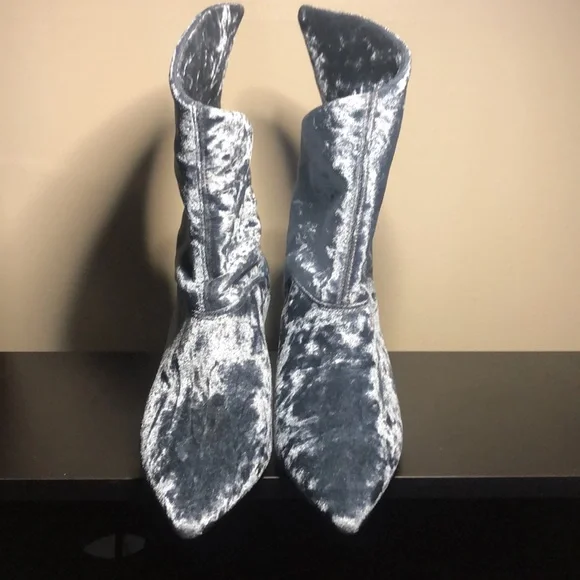 Free people light blue/gray velvet boots - Picture 13 of 15
